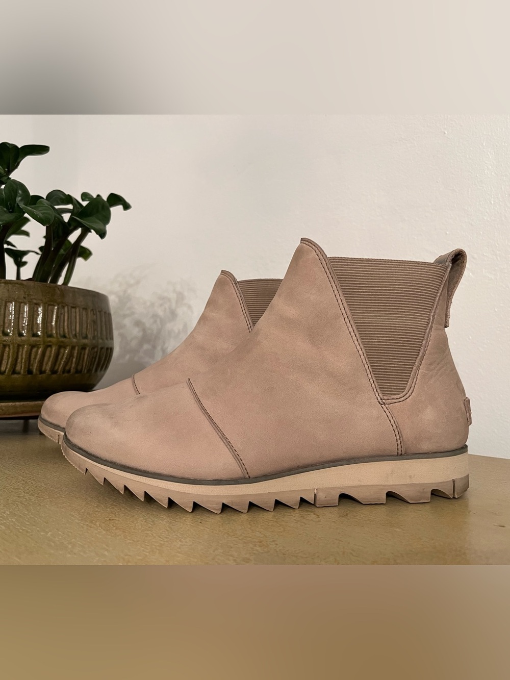Sorel Tan Suede Leather Harlow Chelsea Boot, 7 - Picture 2 of 11
